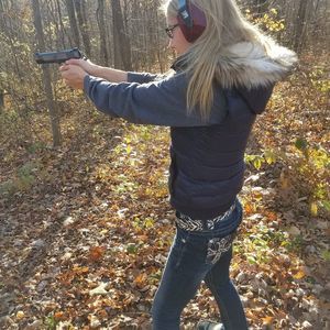 Meet your Posher, Kendra